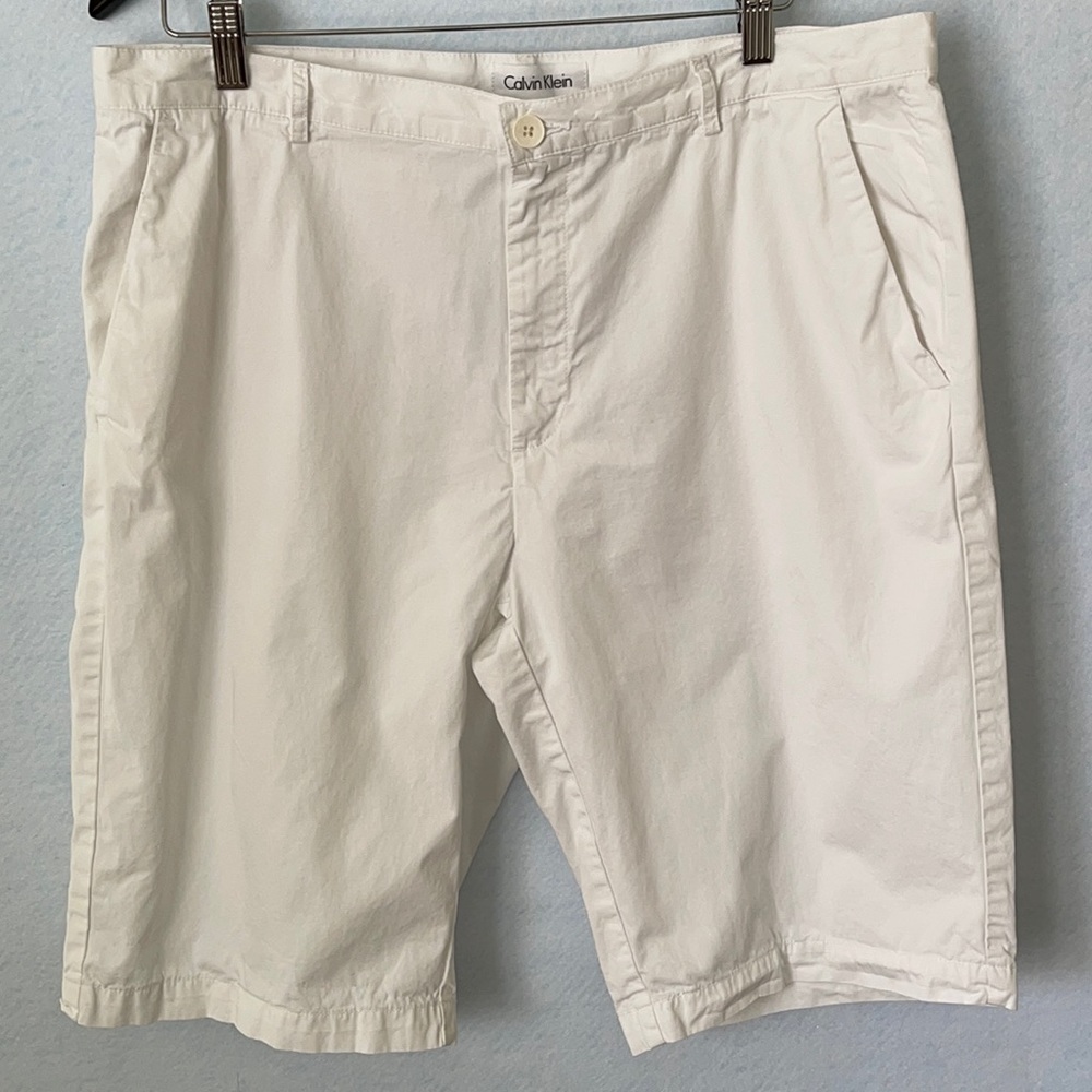 Calvin Klein Flat Top White Shorts